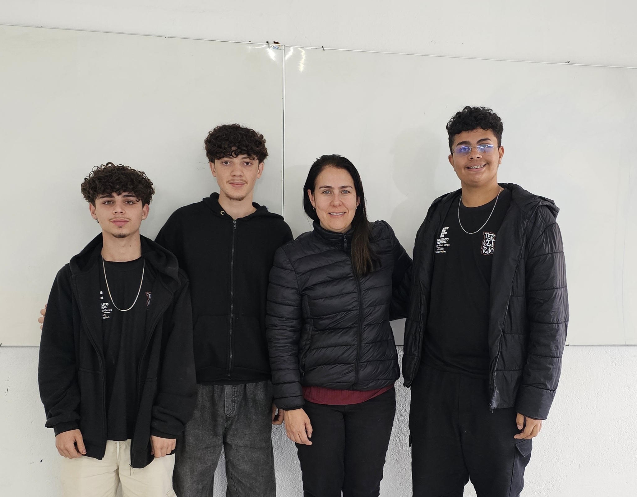 autores trabalho astronomia